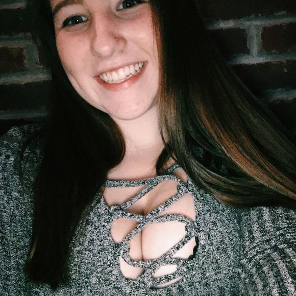 Meet your Posher, Lucy - Picture 1 of 1